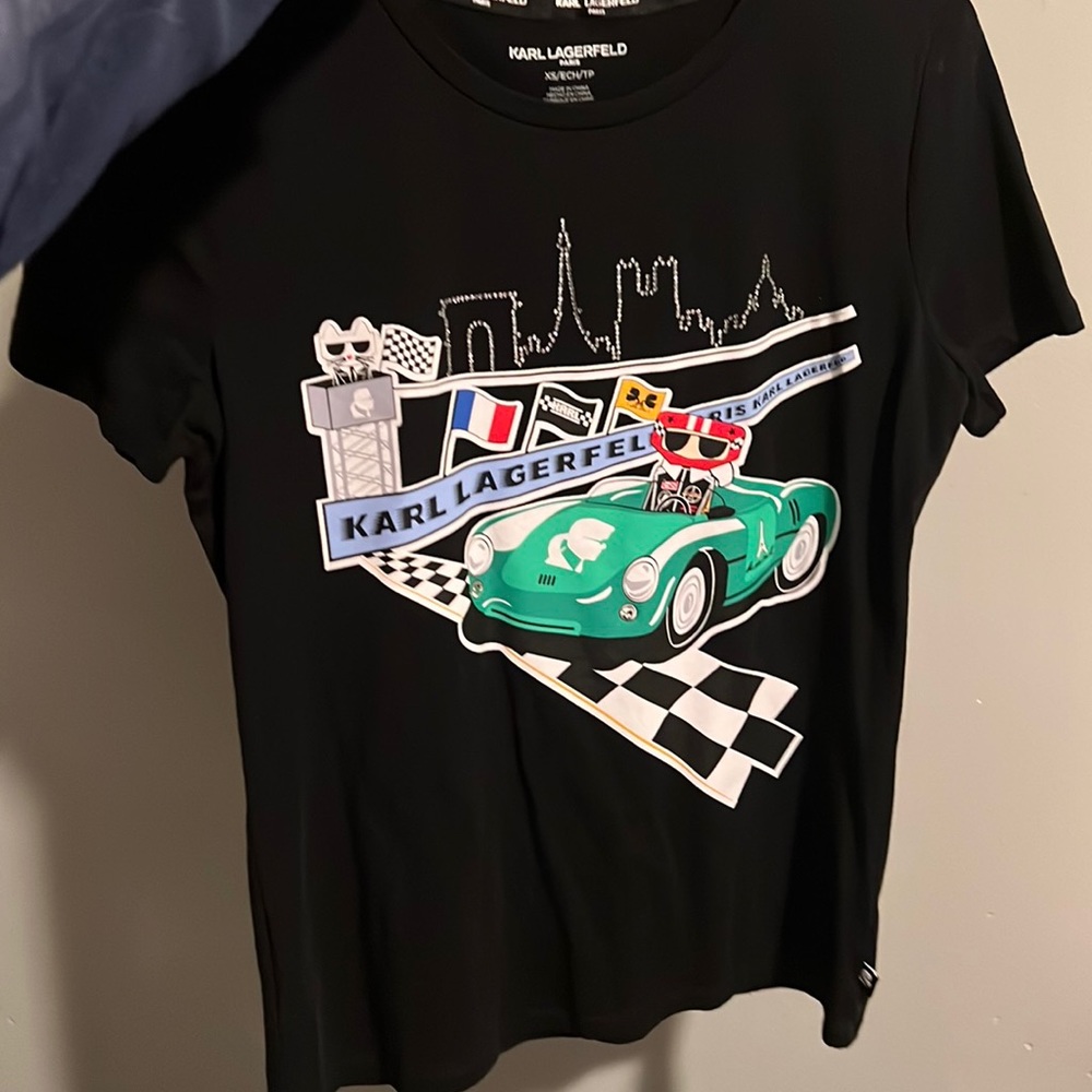 Womens T shirt